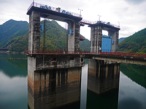 新豊根ダム　ダム印