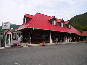 道の駅杉の湯川上